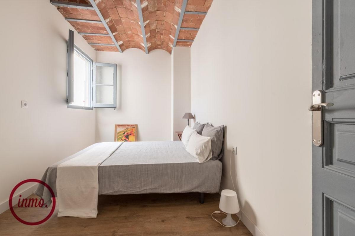 - Eixample 4a Apartamento